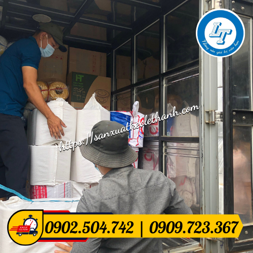 Giao các bao băng keo đóng thùng carton Giao các bao băng keo đóng thùng carton