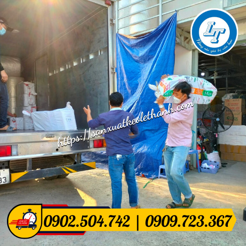 Giao hàng băng keo PVC nhanh chóng Giao hàng băng keo PVC nhanh chóng