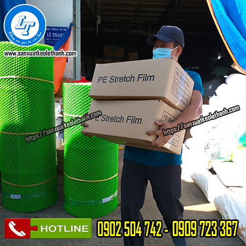Giao hàng màng pe bọc hàng hóa Giao hàng màng pe bọc hàng hóa