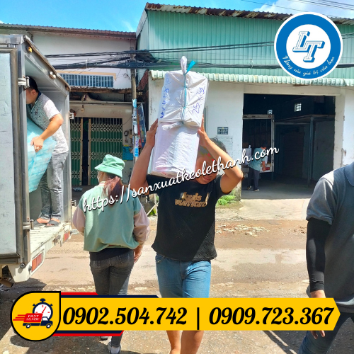 Giao hàng băng keo tại kho băng keo lê thanh Giao hàng băng keo tại kho băng keo lê thanh