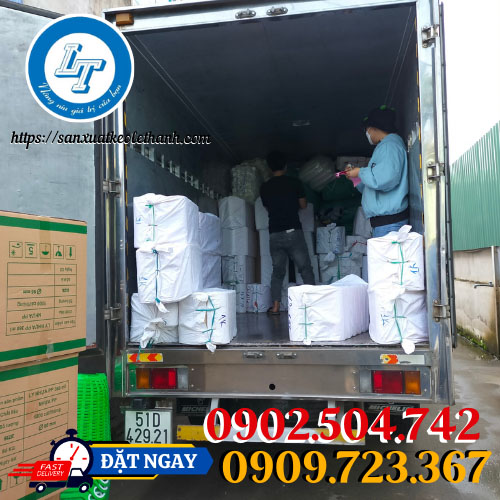 Giao sỉ số lượng băng keo mút xốp vàng trắng Giao sỉ số lượng băng keo mút xốp vàng trắng