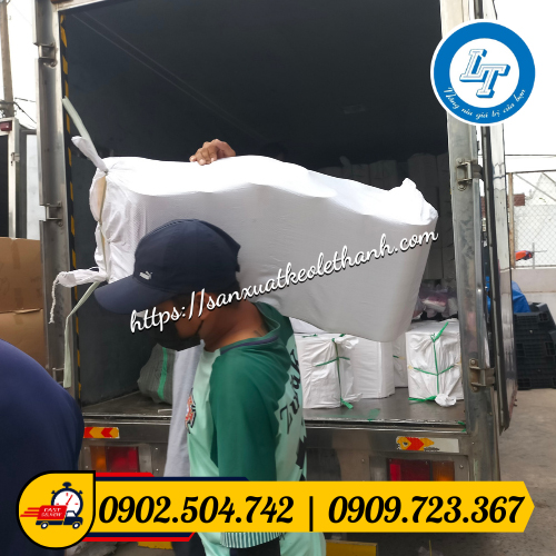 Hỗ trợ giao băng keo văn phòng cho khách Hỗ trợ giao băng keo văn phòng cho khách