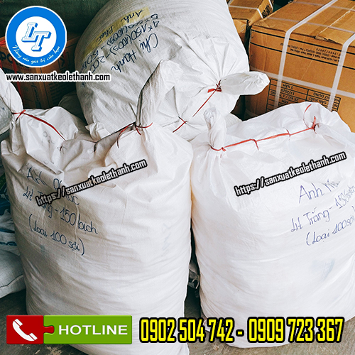 Kho sỉ dây rút nhựa màu đỏ Kho sỉ dây rút nhựa màu đỏ