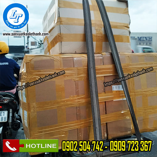 Vai trò của băng keo đục trong sản xuất và đóng hàng