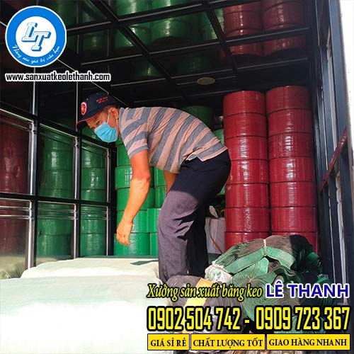 Giao hàng dây đai nhựa nhiều màu