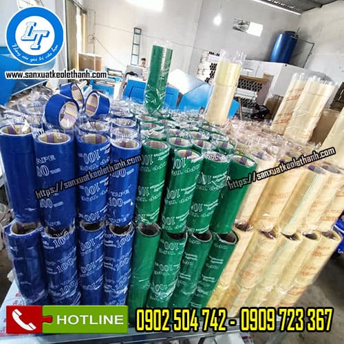 Băng keo màu tại xưởng sản xuất