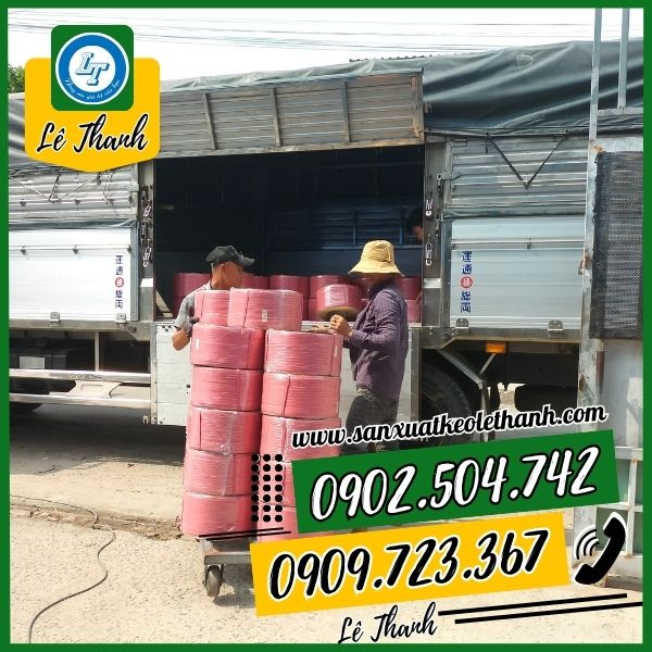 Khách đến lấy dây đai nhựa tại Lê Thanh Khách đến lấy dây đai nhựa tại Lê Thanh