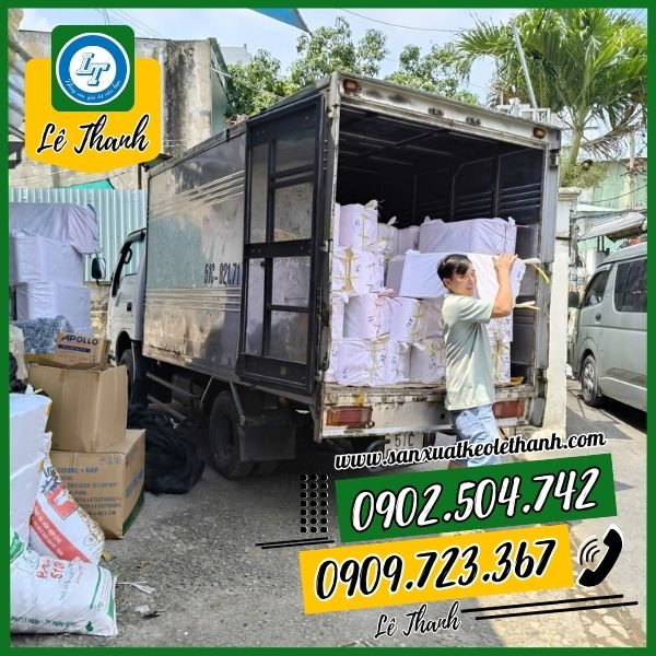 Lê Thanh chuyên sỉ băng keo cho khách Lê Thanh chuyên sỉ băng keo cho khách