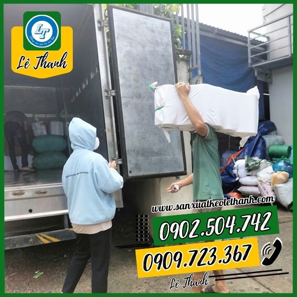 Hoàn thành đơn hàng băng keo vải xám dán bạt cho khách Hoàn thành đơn hàng băng keo vải xám dán bạt cho khách