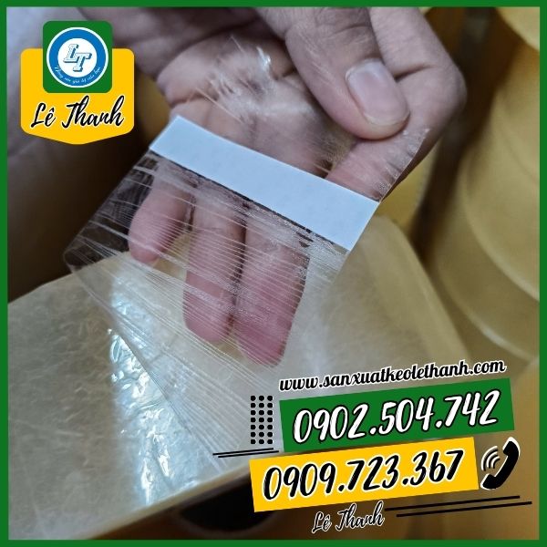 Lớp màng keo trong suốt, dẻo dai Lớp màng keo trong suốt, dẻo dai