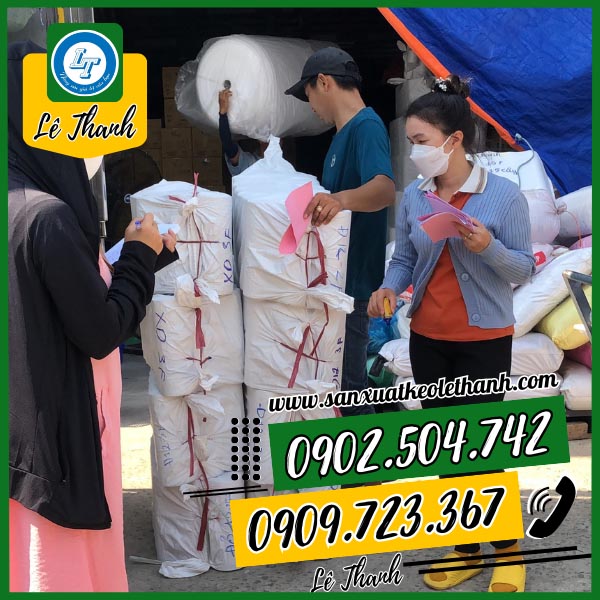 Sỉ 8 bao băng keo dán sàn Sỉ 8 bao băng keo dán sàn