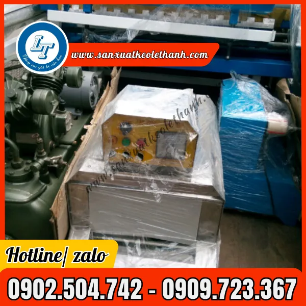 MAY SẢN XUẤT BĂNG KEO 04
