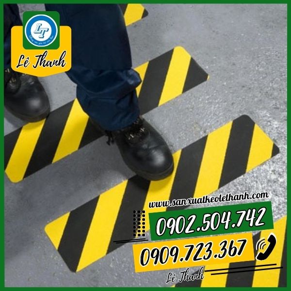 Ứng dụng của băng keo dán nền Ứng dụng của băng keo dán nền