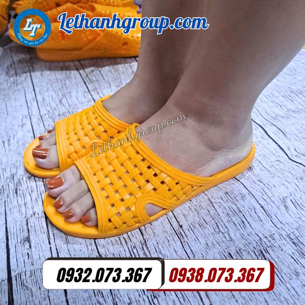 cung cấp sỉ lẻ dép tổ ong đệm vàng giá rẻ giao hàng toàn quốc