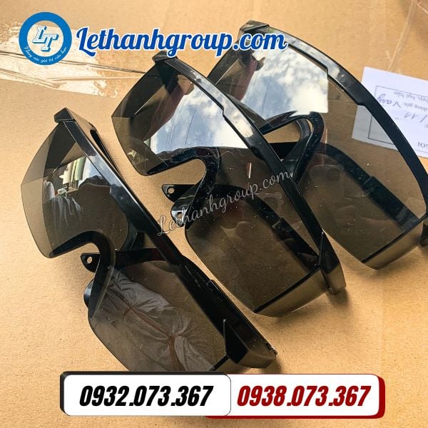 đơn vị bỏ sỉ kính bảo hộ dkt chính hãng giá rẻ nhiều màu