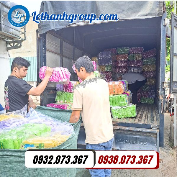 giao sỉ 5000 cái áo mưa nilon dùng 1 lần đủ mẫu giá sỉ cho đại lý