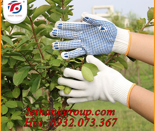 GĂNG TAY HẠT NHỰA