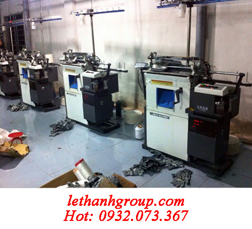 GĂNG TAY NHÚNG NHỰA