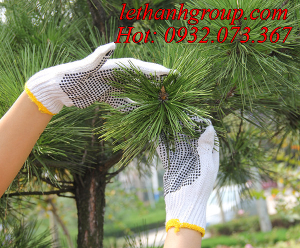 GĂNG TAY HẠT NHỰA