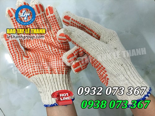 Giá bao tay phủ hạt nhựa cho năm mới 1 Găng tay phủ hạt nhựa đỏ