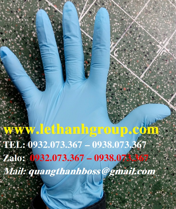 Găng tay y tế màu xanh