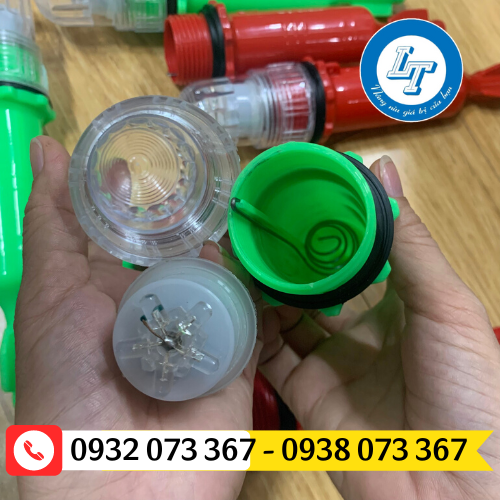 ĐÈN CẢNH BÁO HỎA TIỄN DÙNG PIN GIÁ RẺ đèn chớp hỏa tiễn