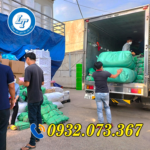 BÁN VẢI LAU MÁY MÓC GIÁ RẺ CHO XƯỞNG CƠ KHÍ, GIA CÔNG giao hàng vải lau cho khách