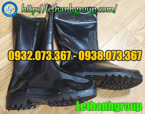 Ủng Vitas màu đen chất lượng Ủng Vitas màu đen chất lượng