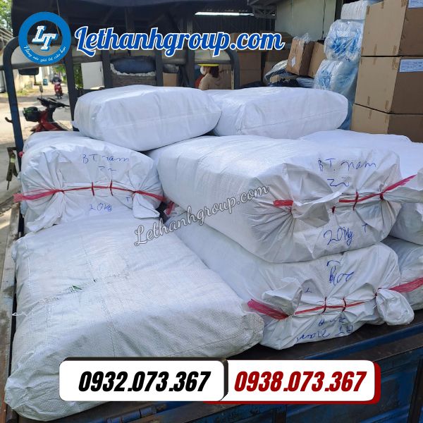 kho sỉ găng tay xốp giá rẻ chất lượng cao