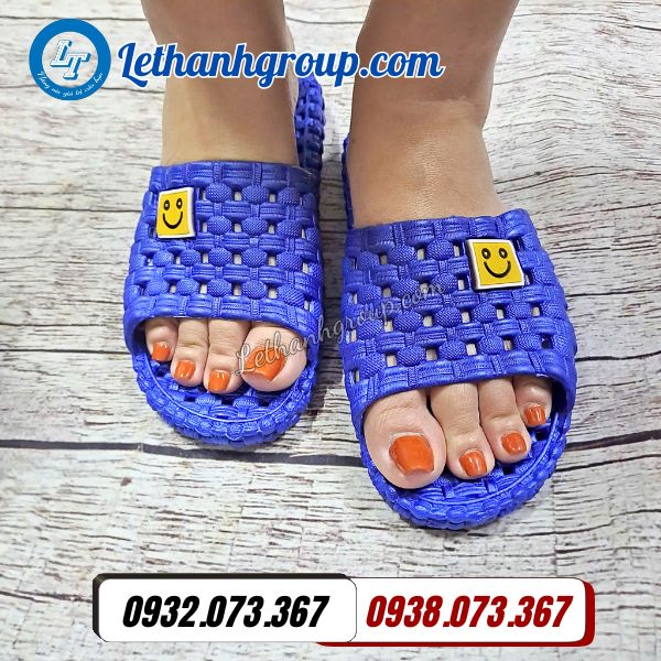 mối sỉ dép lỗ mặt cười nhiều màu đủ kích cỡ giá rẻ giao nhanh tại tphcm
