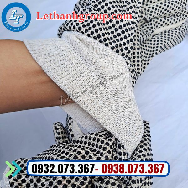 sỉ giá rẻ găng tay vải bạt phủ hạt nhựa giá rẻ theo kiện 200 đôi