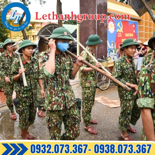 thực tế bộ đội đi dép rọ nhựa