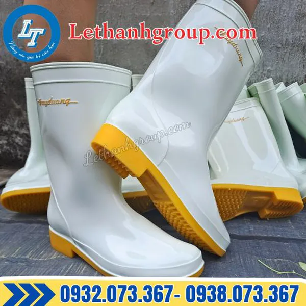 ỦNG THÙY DƯƠNG TRẮNG 