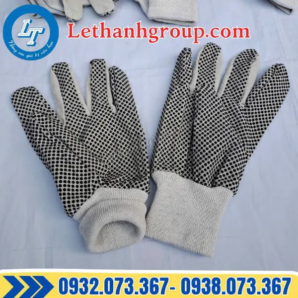 GĂNG TAY VẢI BẠT PHỦ HẠT NHỰA