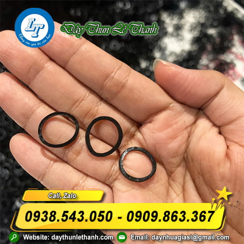 Dây thun đen buộc ổi Dây thun đen buộc ổi