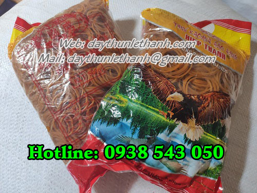 thun con ó, đại bàng màu vàng thun con ó, đại bàng màu vàng