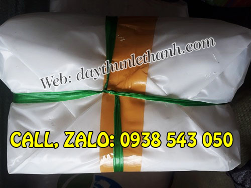 Dây nilon dùng cột hàng hóa . Dây nilon dùng cột hàng hóa .