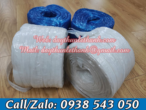 Dây nilon cuộn màu xanh, trắng Dây nilon cuộn màu xanh, trắng