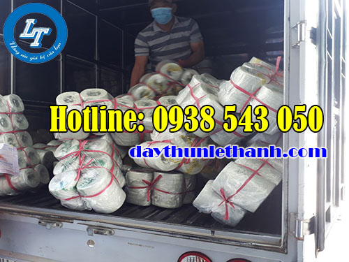 Buổi sáng giao hàng dây nilon ống cho khách Buổi sáng giao hàng dây nilon ống cho khách