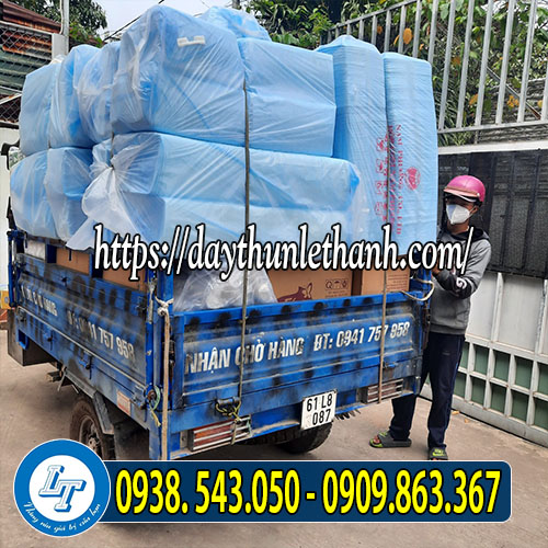 Dây dù cột hàng sau xe ba gác Dây dù cột hàng sau xe ba gác