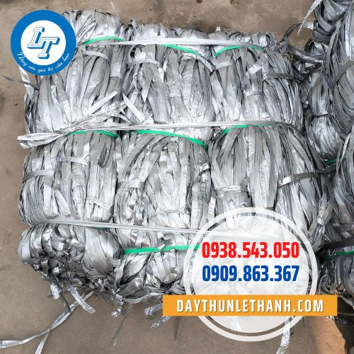 Dây bẹ nilon bản lớn cục 25kg Dây bẹ nilon bản lớn cục 25kg