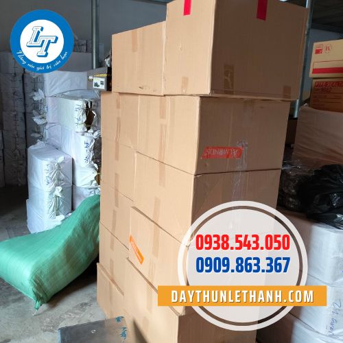 Thùng 12 cuộn dây nilon Đài Loan màu đỏ Thùng 12 cuộn dây nilon Đài Loan màu đỏ