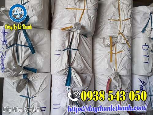 Dây nilon dùng khâu miệng bao chắc chắn Dây nilon