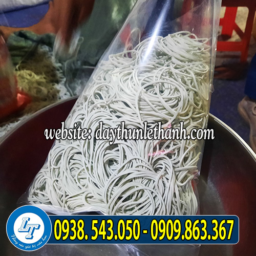 Dây thun màu trắng đóng bịch 500gam Dây thun màu trắng đóng bịch 500gam