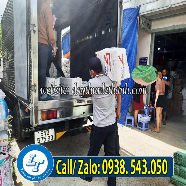 Giao hàng dây dù Giao hàng dây dù