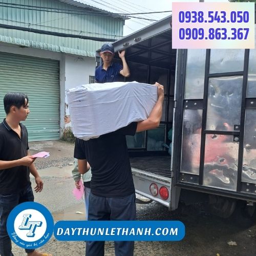 KHO PHÂN PHỐI DÂY CHUN VÒNG LỚN GIÁ SỈ CỰC RẺ KHO PHÂN PHỐI DÂY CHUN VÒNG LỚN GIÁ SỈ CỰC RẺ