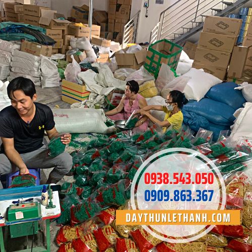 Dây thun màu xanh đóng bịch tại kho