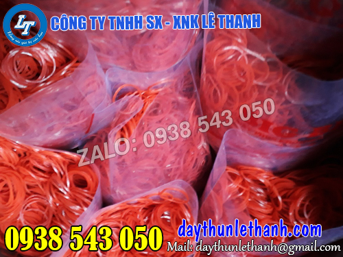 Đóng gói thun màu đỏ 500gr/ bịch cho khách Đóng gói thun màu đỏ 500gr/ bịch cho khách