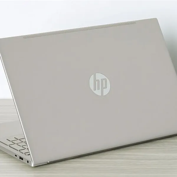 HP Pavilion 15 eg2062TX i5 1235U | 8G | B512GB | 2GB MX550 | 15.6"F | Win11 | (7C0W7PA) | Vàng