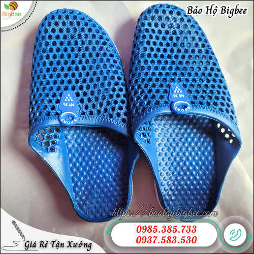 Dép nhựa bít mũi giá rẻ đủ size cho nam nữ. Dép nhựa bít mũi giá rẻ đủ size cho nam nữ.